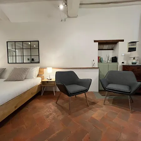 Vicolo Della Scala קורטונה