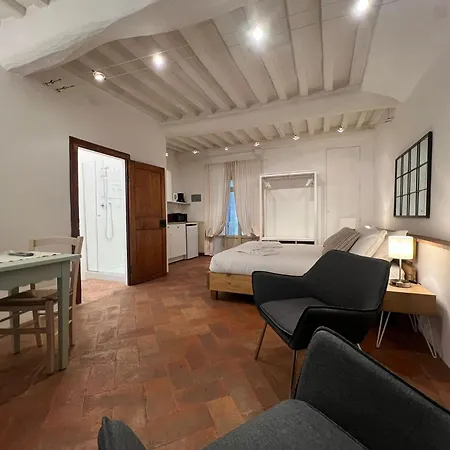 Vicolo Della Scala דירה *