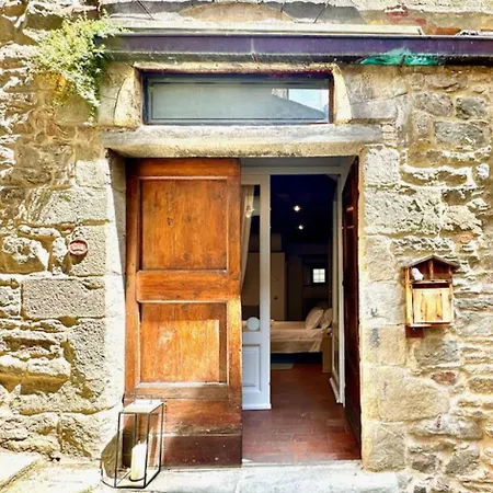 Vicolo Della Scala קורטונה